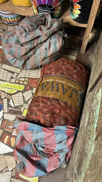 Plat de nouilles aux escargots