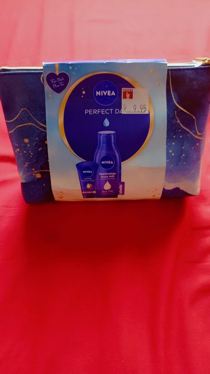 NIVEA Pefect Day Gift Bag