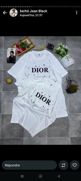 Lot de T-shirts casual