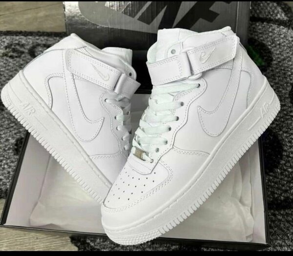 Basket montantes blanches