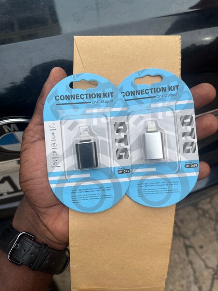 USB to iPhone/iPad Connection Kit