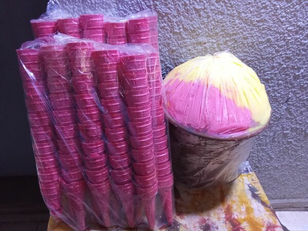 Cornets à glace colorés