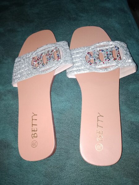 Sandales élégantes pour femmes