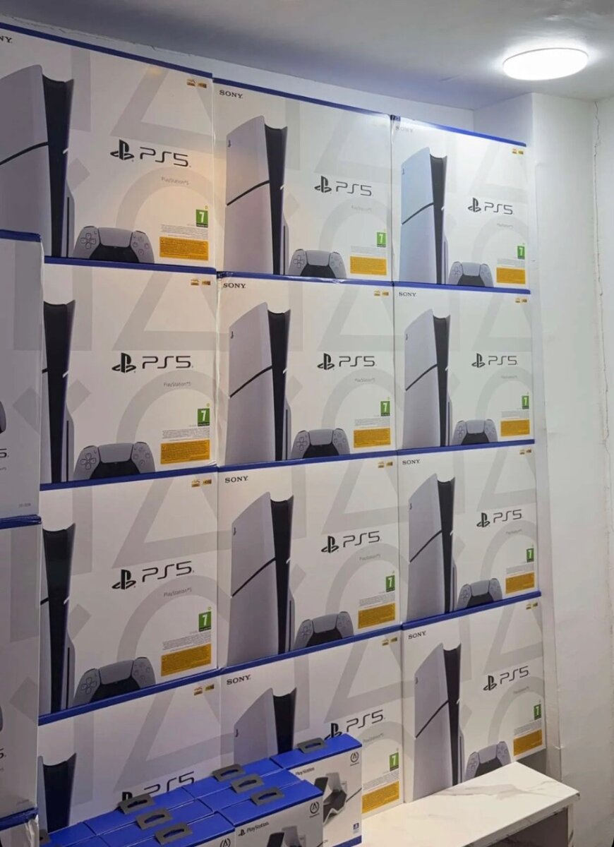 PS5 SLIM STANDARD DISC EDITION