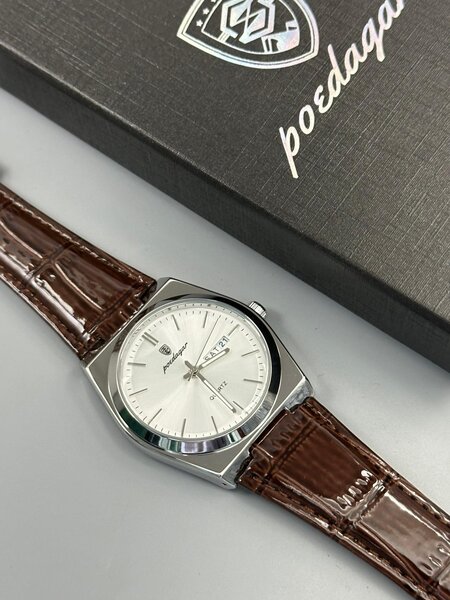 Montre bracelet cuir élégante