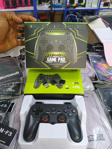 Single Wireless Gamepad