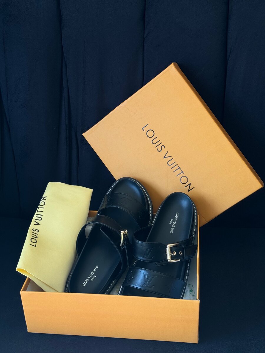BOXED LV Slippers