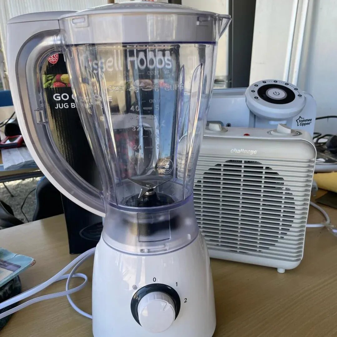 Russell Hobbs Plastic Jug Blender
