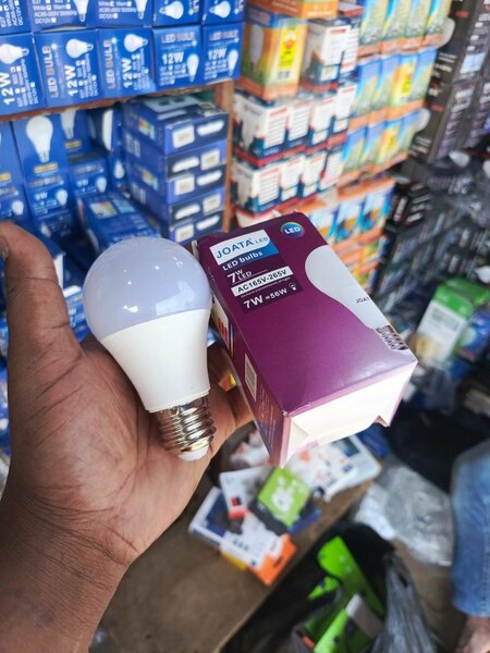 Ampoule LED Économique