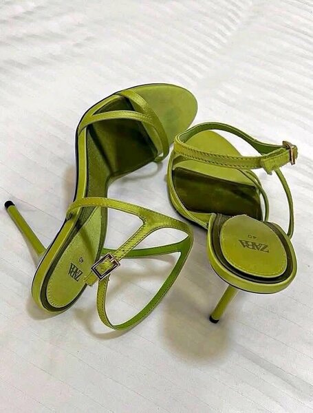 Sandales élégantes à talons hauts