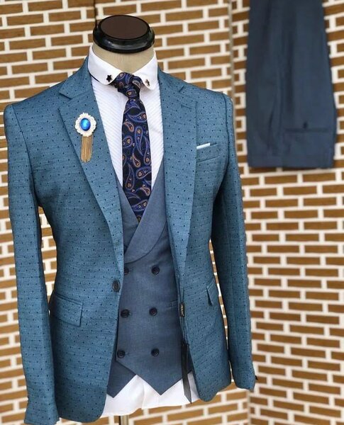 Quality executive men suit