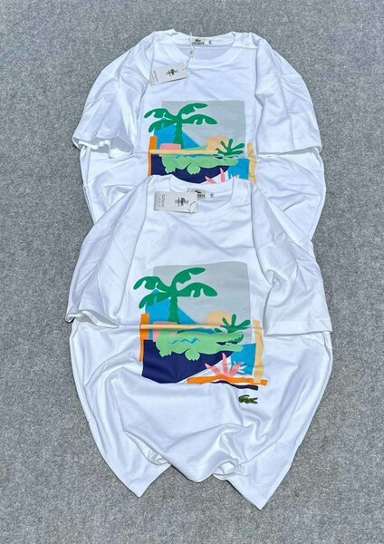T-shirts Lacoste Graphiques