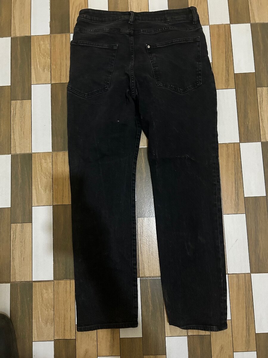 Regular fit black H&M jeans