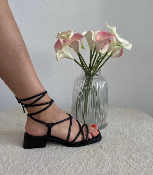 Греческие сандалии