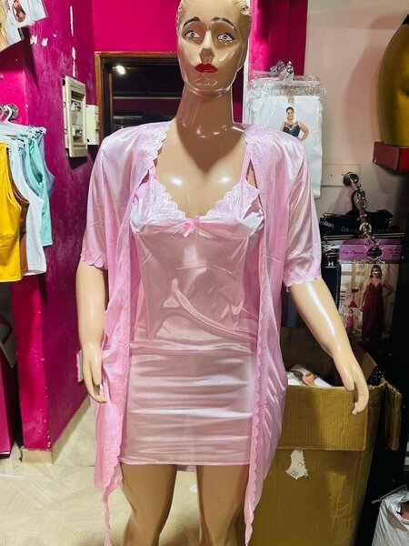 Ensemble de nuisette satinée