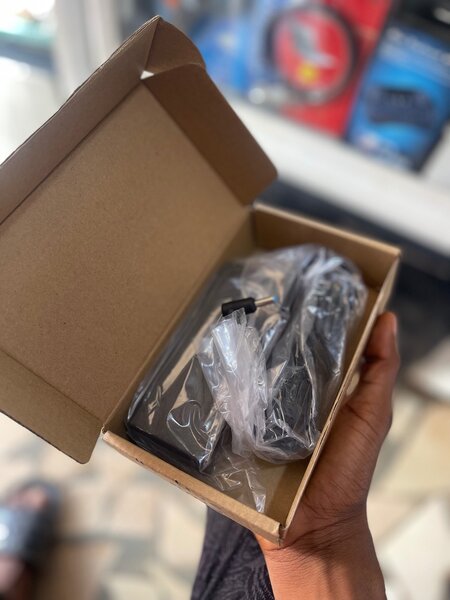 HP 90watts Blue Pin Laptop Charger