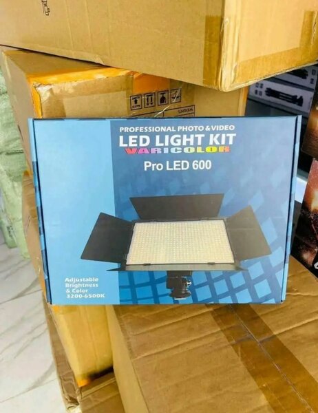 LED Pro 600 avec 2 Batterie