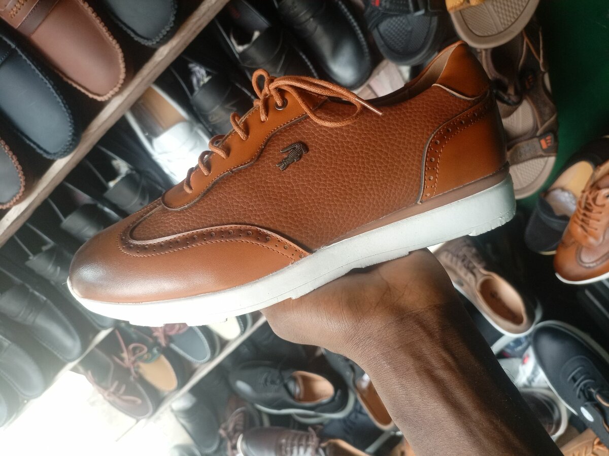 Tout genres de chaussures