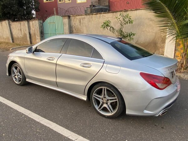 2014 CLA 250 Benz