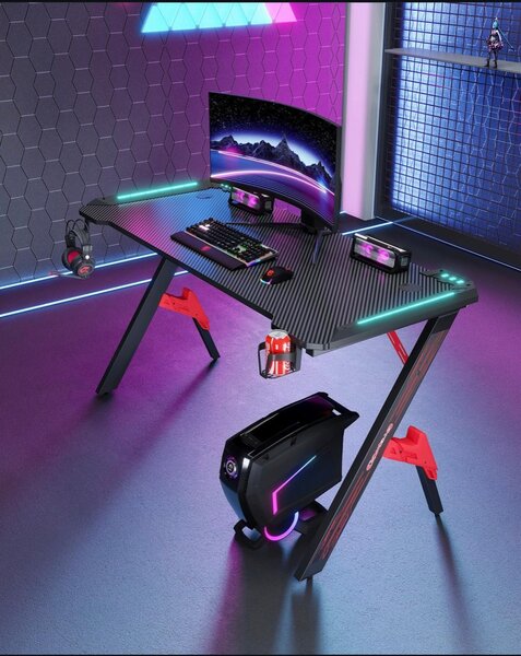 GAMING DESK
