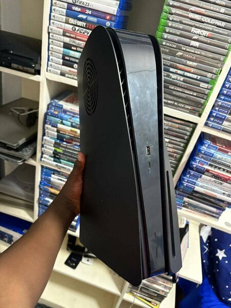 Console de jeu ultra-moderne