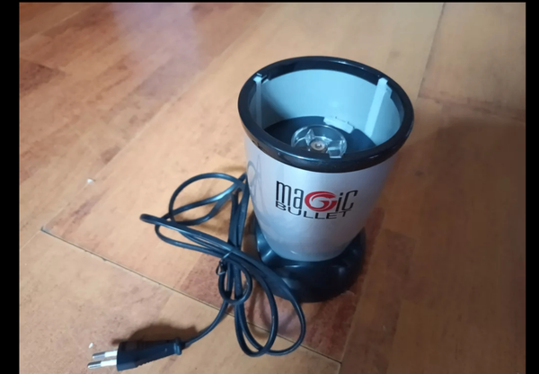 Миксер популярный Magic bullet