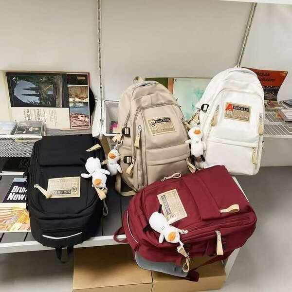 Sac à dos tendance avec peluche