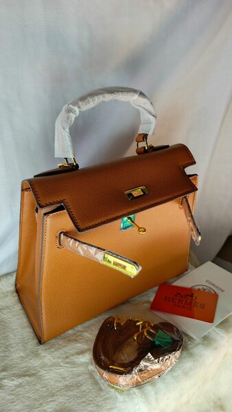 Sac à main en cuir élégant