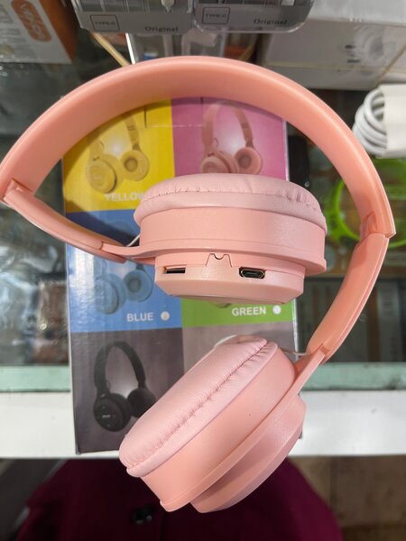 Wireless On-Ear Headphones