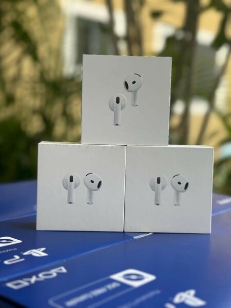 Original apple AirPods actively noise cancellation