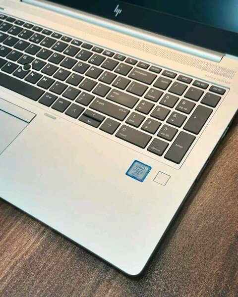 Laptop HP et Lenovo Pro