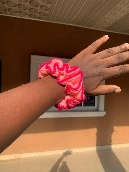 Chouchou en crochet coloré