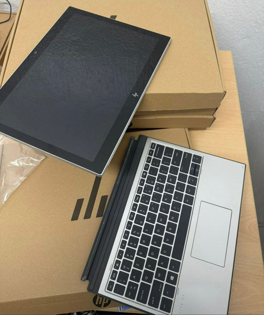 Tablette PC 2-en-1 HP