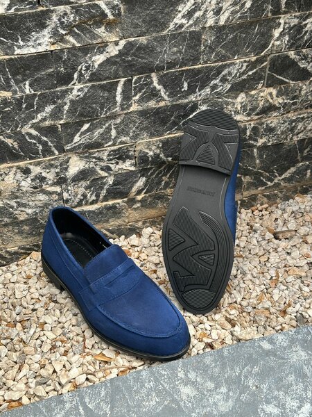 Mocassins élégants en daim bleu