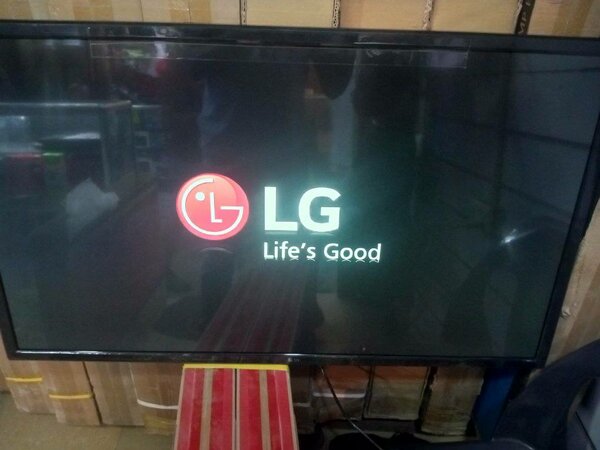 LED frameless 4k UHD android smart tvs