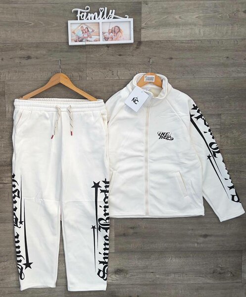 Survêtement sport élégant