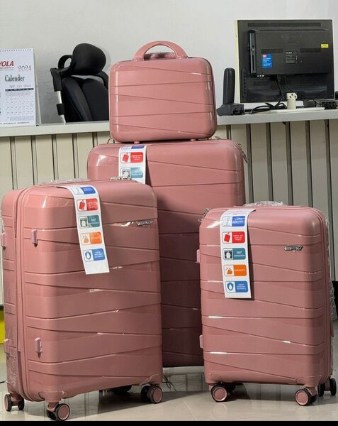 Set de valises rigides rose