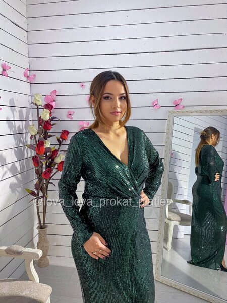 Изумрудное платье в пайетках 46-52 размер