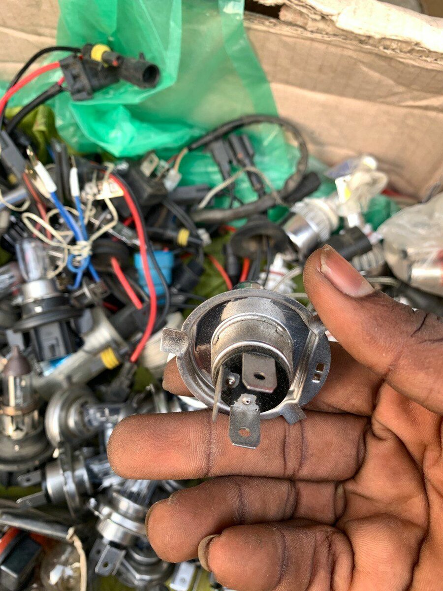 H4 Halogen Bulb for Car Headlights