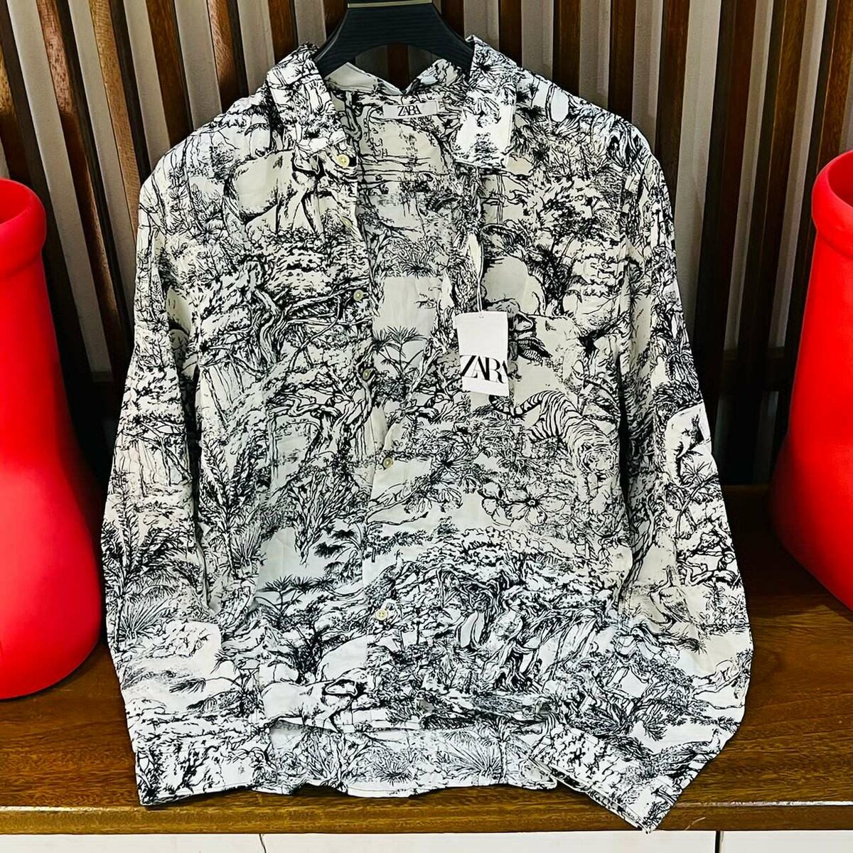 Men long sleeve shirt