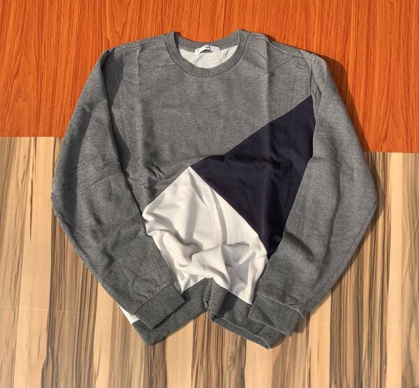 Hoodies & sweatshirts available