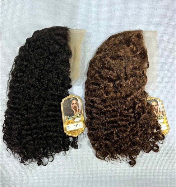 Perruque Bouclée en Dentelle 16"