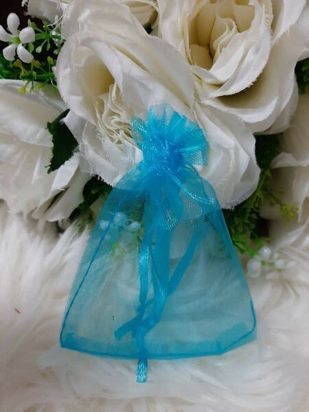 Sac organza bleu turquois