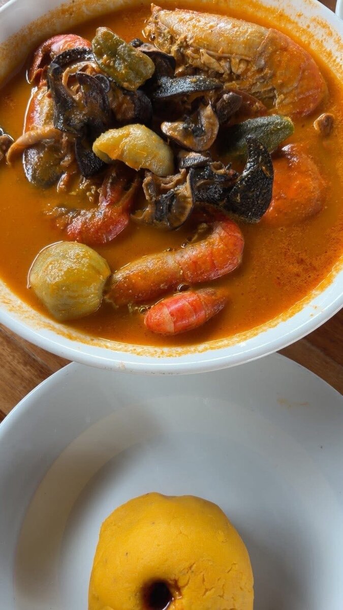 Escargots sautés et Foufou