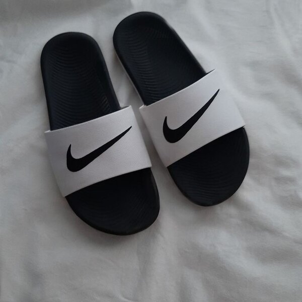 Nike Slipper