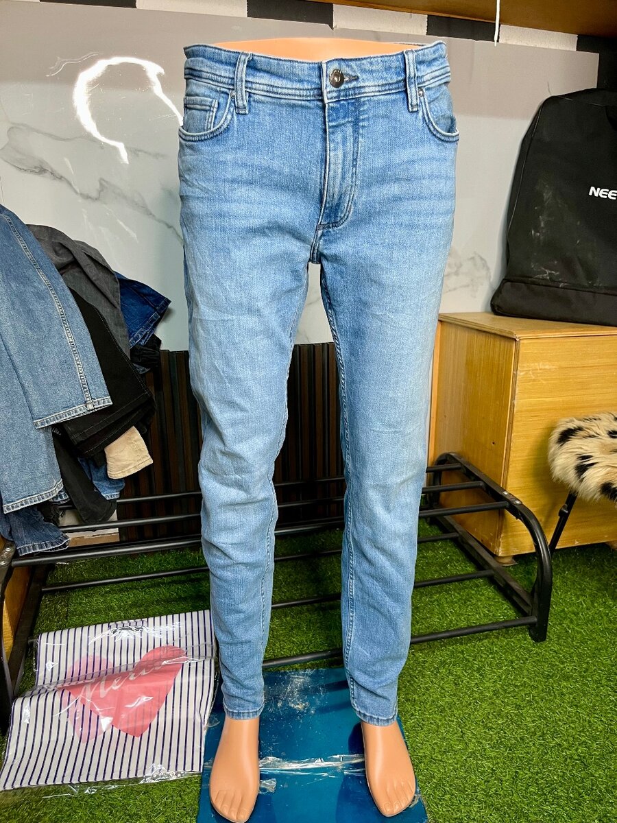 Jeans slim déchirés homme