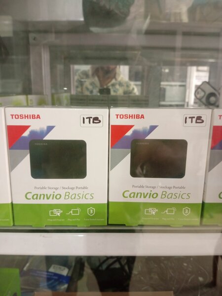 1TB EXTERNAL HARD DRIVE