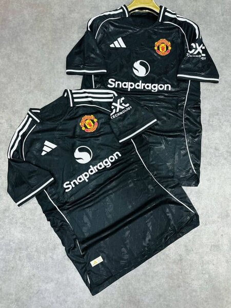 Maillots Manchester United Adidas