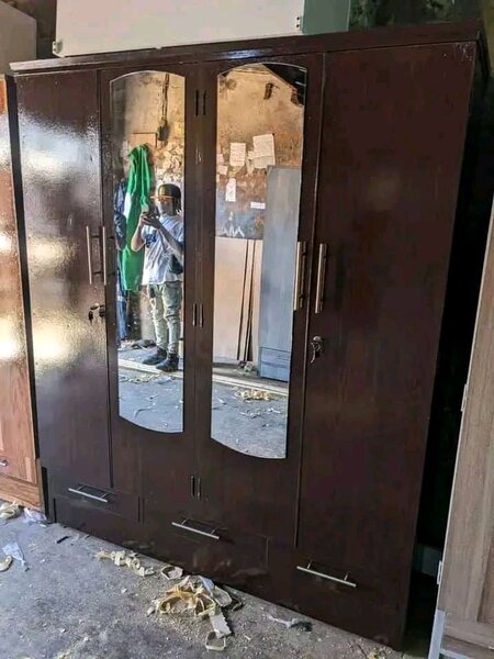 Wardrobe and chest of drawers