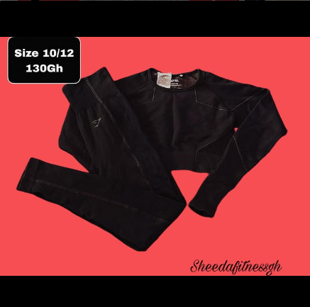 top and leggings black